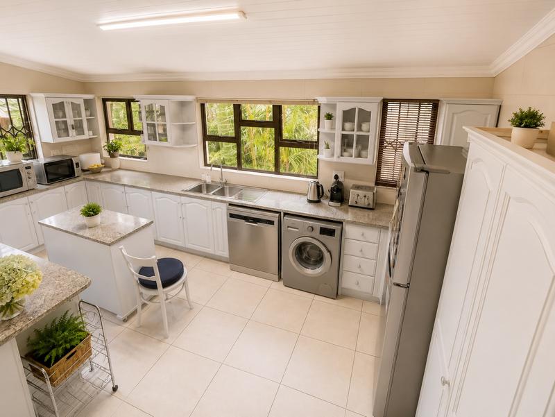 4 Bedroom Property for Sale in Beach Estate Western Cape